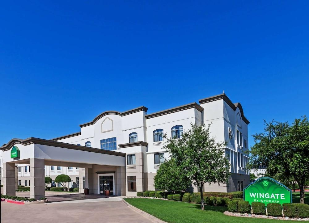 Comfort Inn & Suites Irving Las Colinas Dfw מראה חיצוני תמונה