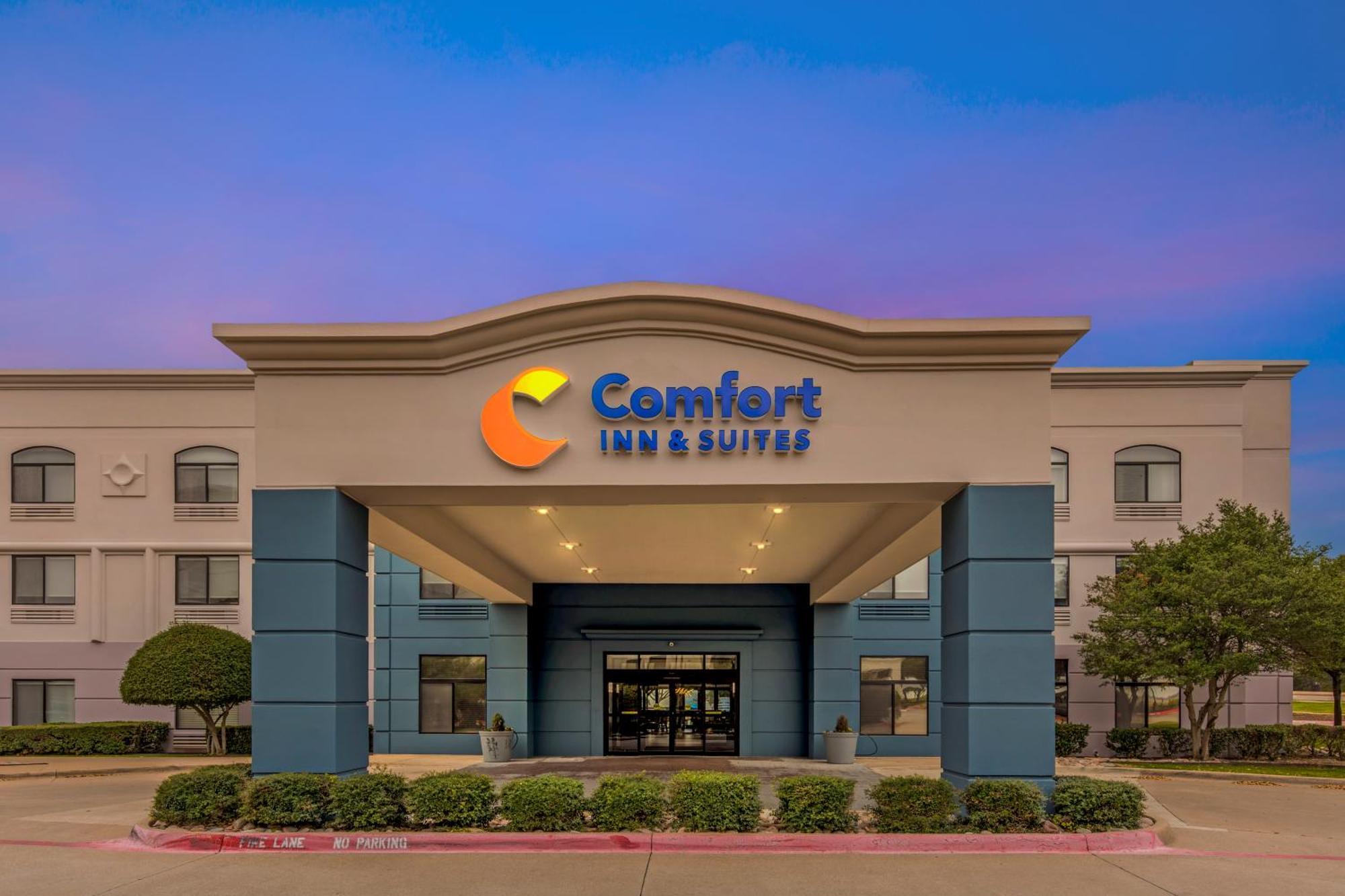 Comfort Inn & Suites Irving Las Colinas Dfw מראה חיצוני תמונה