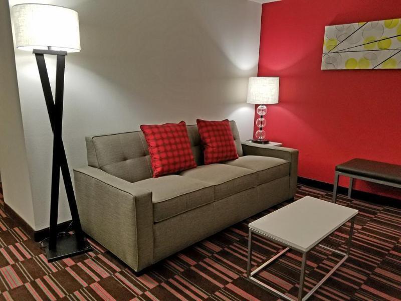 Comfort Inn & Suites Irving Las Colinas Dfw מראה חיצוני תמונה