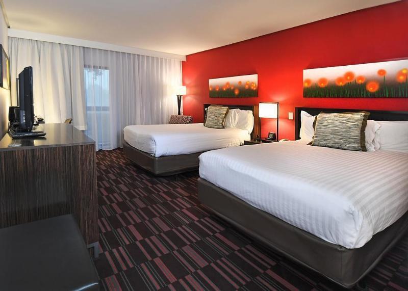 Comfort Inn & Suites Irving Las Colinas Dfw מראה חיצוני תמונה